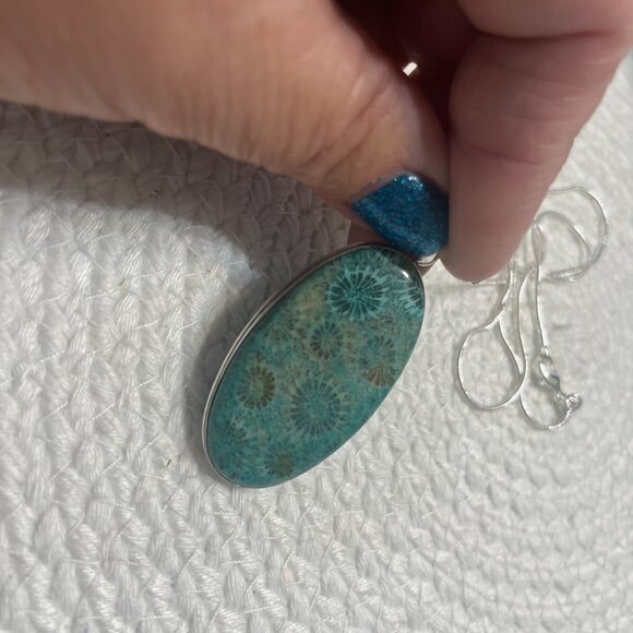 Gorgeous TEAL FOSSIL CORAL Handmade Sterling 925 Pendant/Chain #331D - Picture 3 of 3